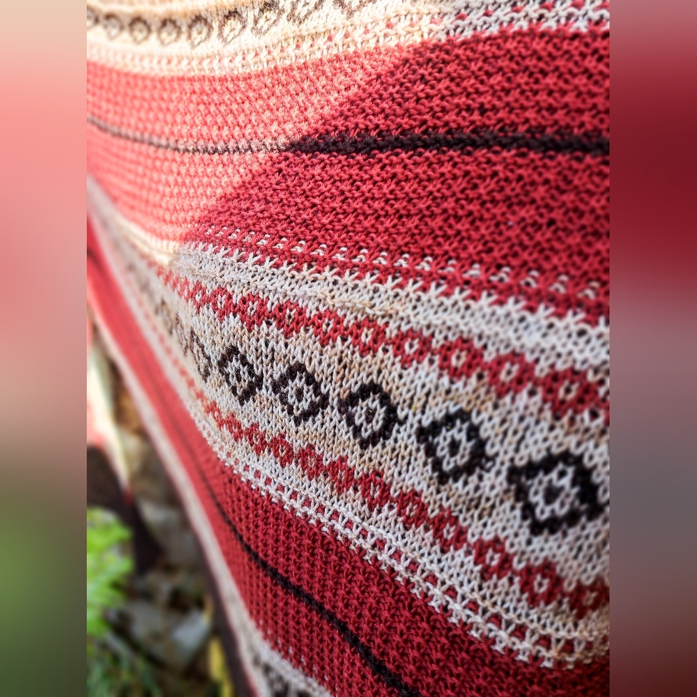 Hand Knitted Shawl One of a Kind Elegant Red Beige Coffee Brown Merino Wool - Picture 14 of 15